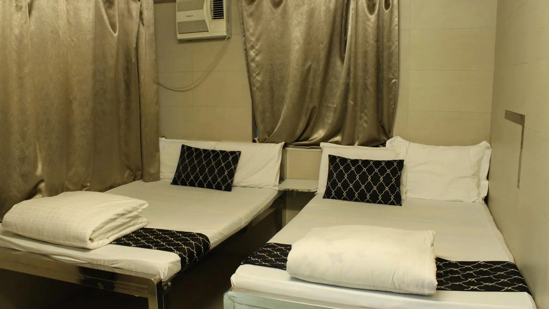 بيت ضيافة Osaka Hostel هونغ كونغ الصين